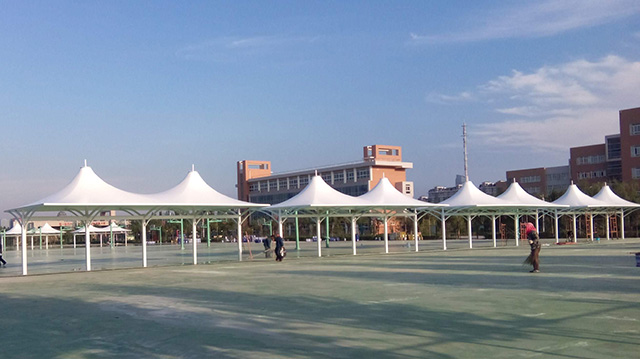 北京張拉膜項(xiàng)目怎么挑選合適的膜材呢？